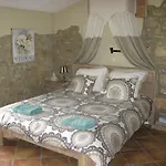 Maspitra فندق مبيت وإفطار *