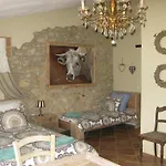 فندق مبيت وإفطار Maspitra Besalú