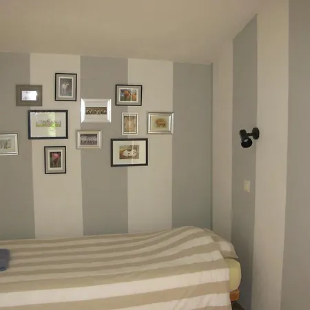 Maspitra Bed & Breakfast Besalú