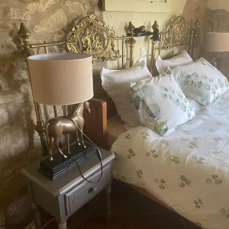 Maspitra Bed & Breakfast Besalú